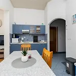 Miranda Apartment