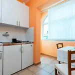 Miranda Apartment