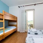 Apartment Miranda Lopar