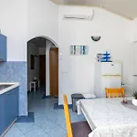 Apartment Miranda Lopar