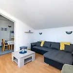 Apartment Miranda *
