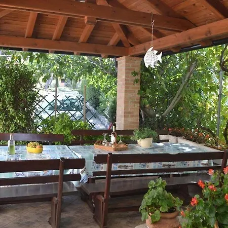 Miranda Appartement Lopar