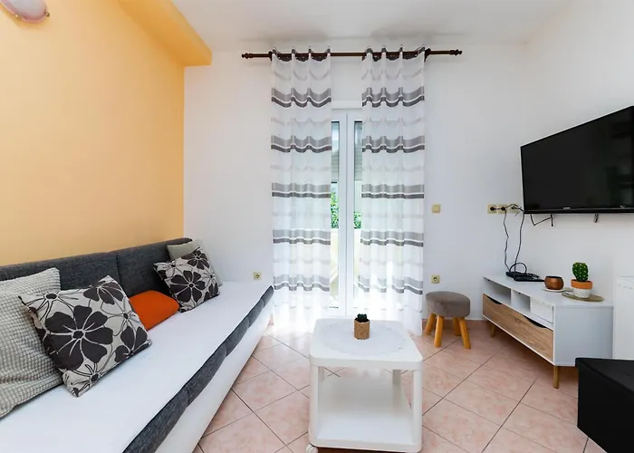 Miranda Appartement Lopar