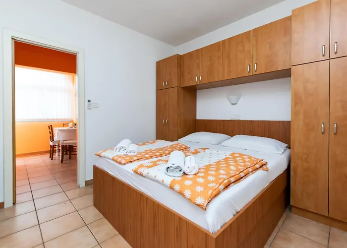 Miranda Appartement Lopar