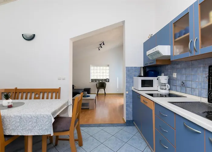 Miranda Appartement Lopar